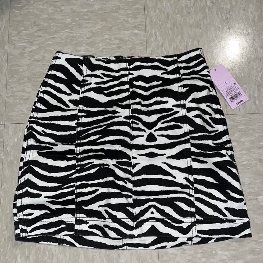 Wild Fable Black and White Zebra Mini Skirt